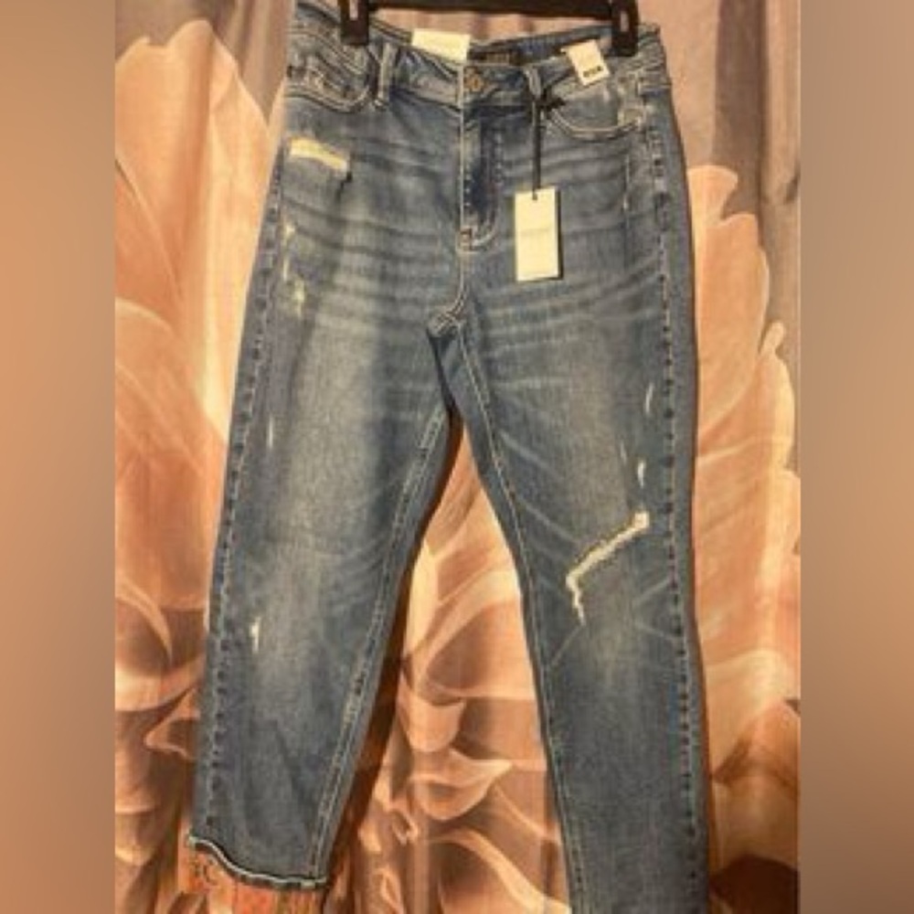 Woman’s size 11 Judy blue jeans